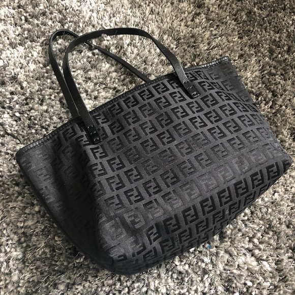 Fendi Handbags - Fendi Mini Tote